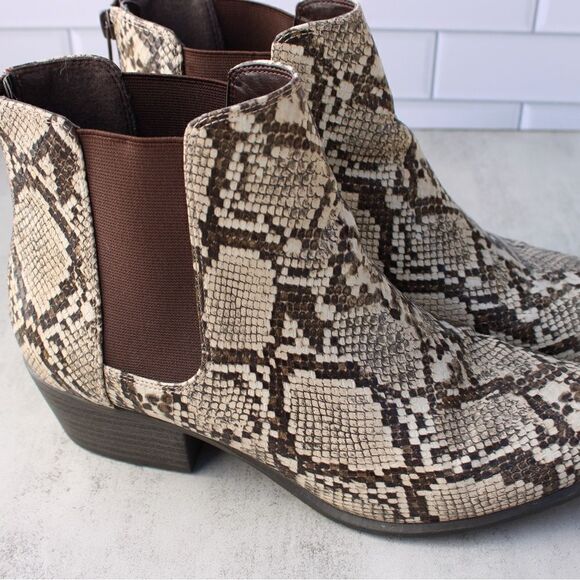 Esprit women’s snake print boots Size 10 - Picture 4 of 6